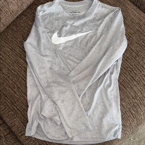 Nike Heather Gray Long Sleeve Tee